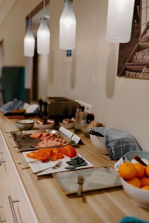 thumbnail: Breakfast area