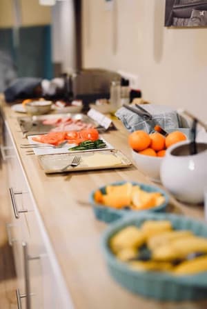 thumbnail: Breakfast area