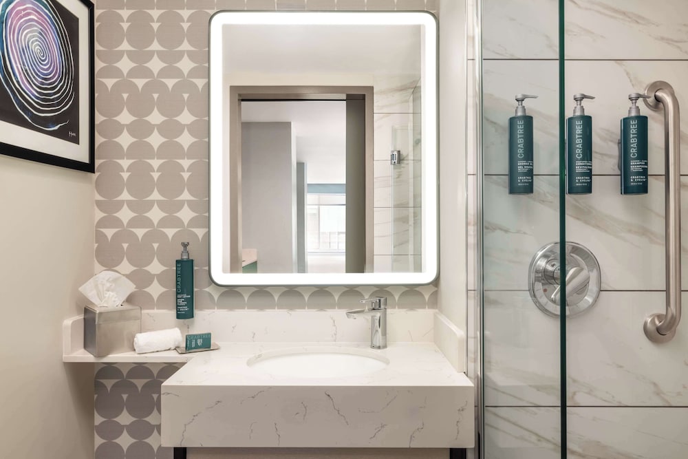 Bathroom shower