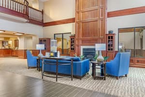 thumbnail: Lobby sitting area