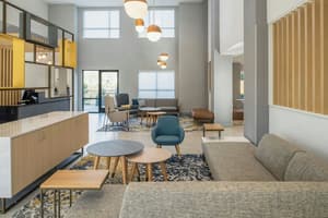thumbnail: Lobby lounge