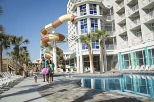 thumbnail: Outdoor pool