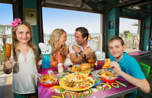 thumbnail: Family dining