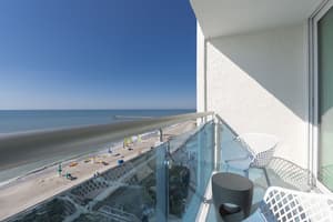thumbnail: Balcony view