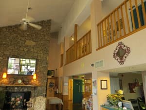 thumbnail: Interior