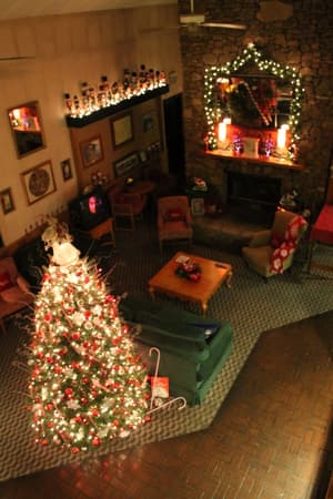 thumbnail: Lobby lounge