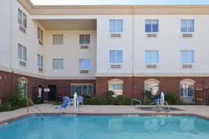 thumbnail: Pool