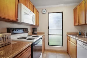 thumbnail: Private kitchenette