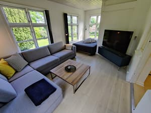 thumbnail: Living area