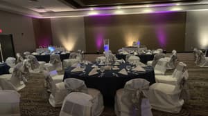 thumbnail: Banquet hall