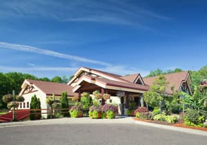 thumbnail: Front of property