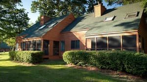 thumbnail: Exterior
