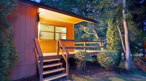 thumbnail: Exterior