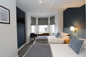 thumbnail: Room