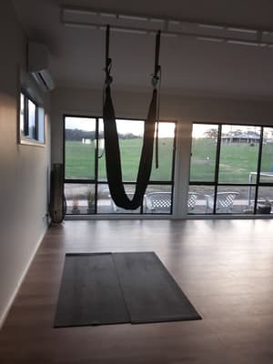 thumbnail: Interior entrance