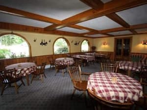 thumbnail: Breakfast area