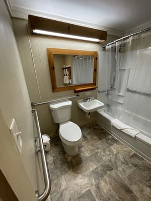 thumbnail: Bathroom