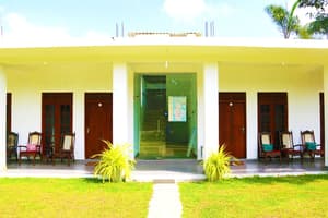 thumbnail: Exterior