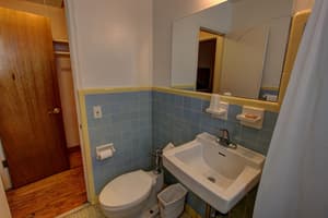 thumbnail: Bathroom