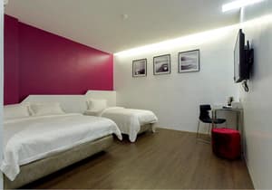thumbnail: Room amenity