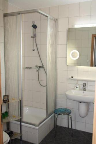 73064484.jpg