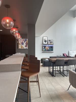 thumbnail: Bar (on property)