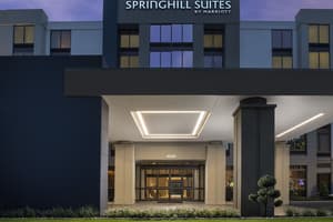 thumbnail: Front of property