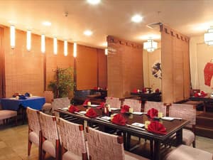 thumbnail: Restaurant