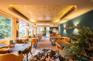 thumbnail: Restaurant
