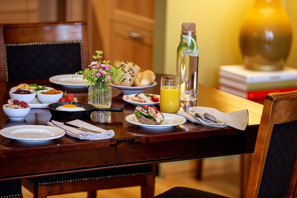 In-room dining