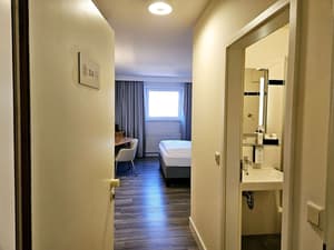 thumbnail: Bathroom