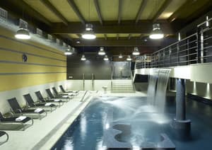 thumbnail: Pool