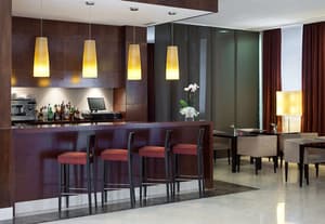 thumbnail: Bar (on property)