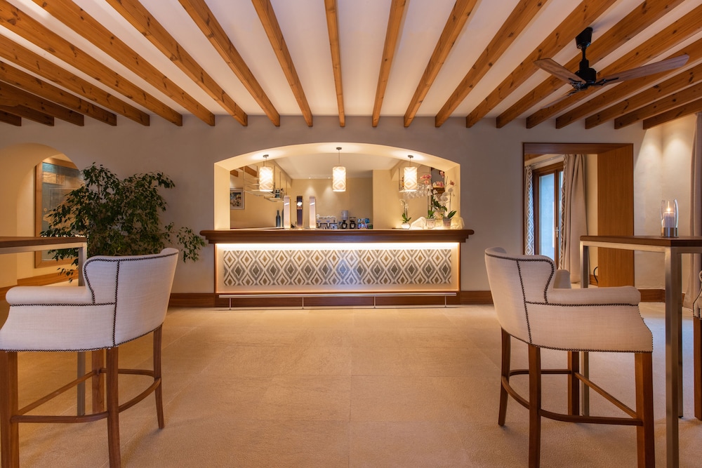 Snack bar