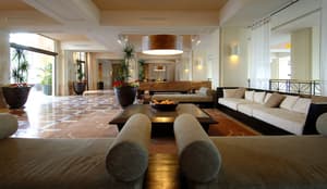 thumbnail: Lobby sitting area