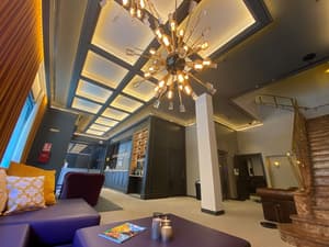 thumbnail: Reception