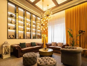 thumbnail: Lobby lounge