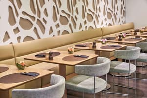 thumbnail: Restaurant