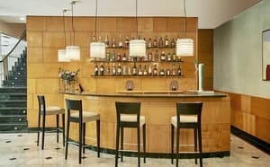 thumbnail: Bar (on property)