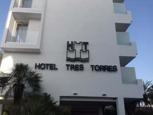 thumbnail: Front of property