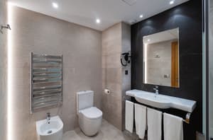 thumbnail: Bathroom