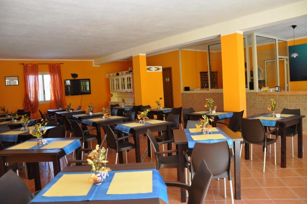 Restaurant-cafeteria