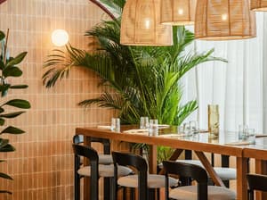 thumbnail: Restaurant