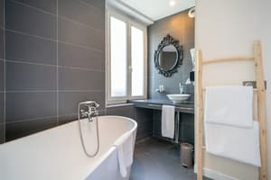thumbnail: Bathroom