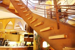 thumbnail: Bar (on property)