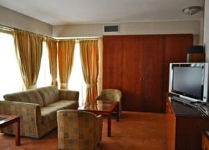 thumbnail: General view