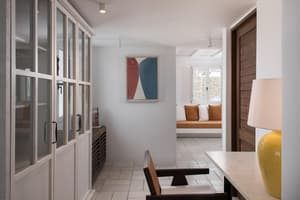 thumbnail: Interior
