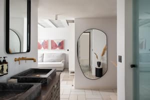 thumbnail: Interior