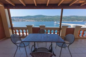 thumbnail: Terrace/patio