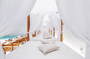 thumbnail: Indoor/outdoor pool